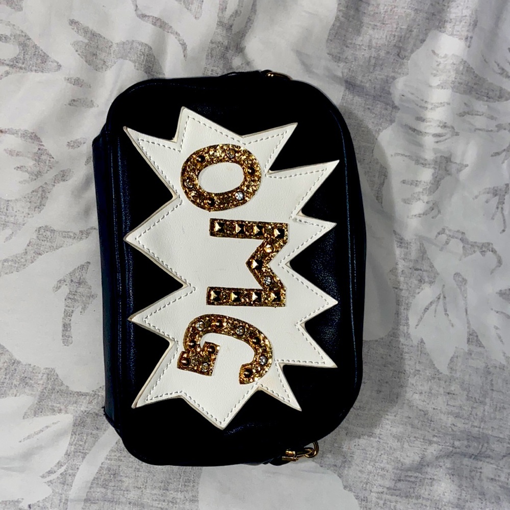 Cute black cross-bag from hot topic